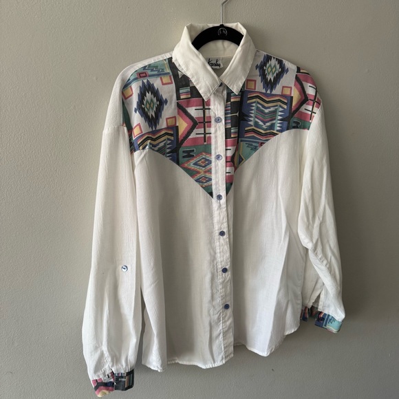 Vintage 1980s Western Tapestry Button Up Aztec White Pink Blue Green Made in USA - Picture 6 of 13